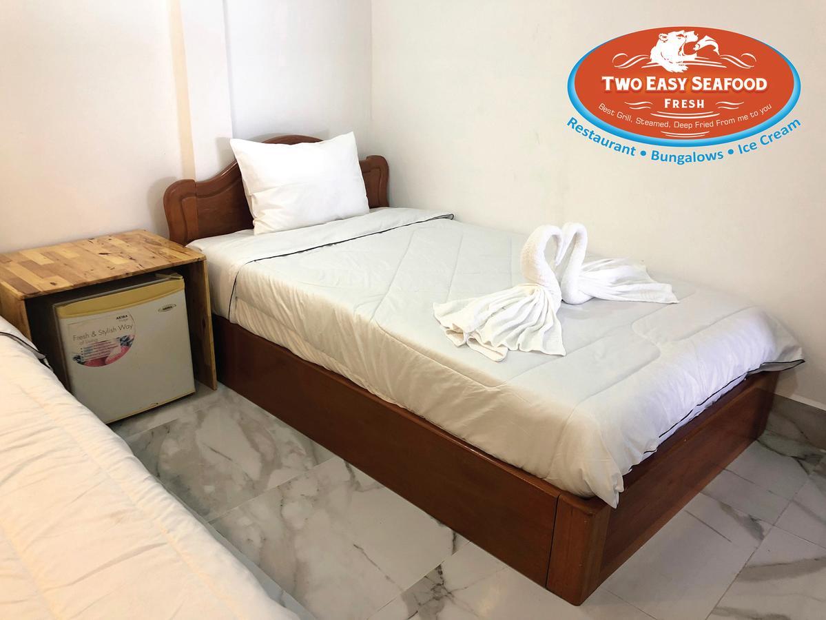 Two Easy Bungalow Hotel Sihanoukville Buitenkant foto